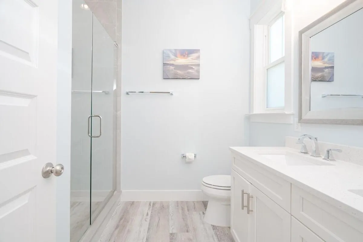 Brand New, Steps To Beach, Gulf Views, Heated Pool بنما سيتي بيتش